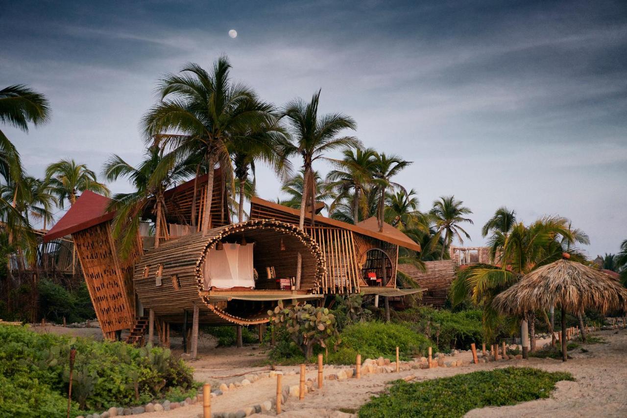 Playa Viva Hotel Juluchuca Exterior photo