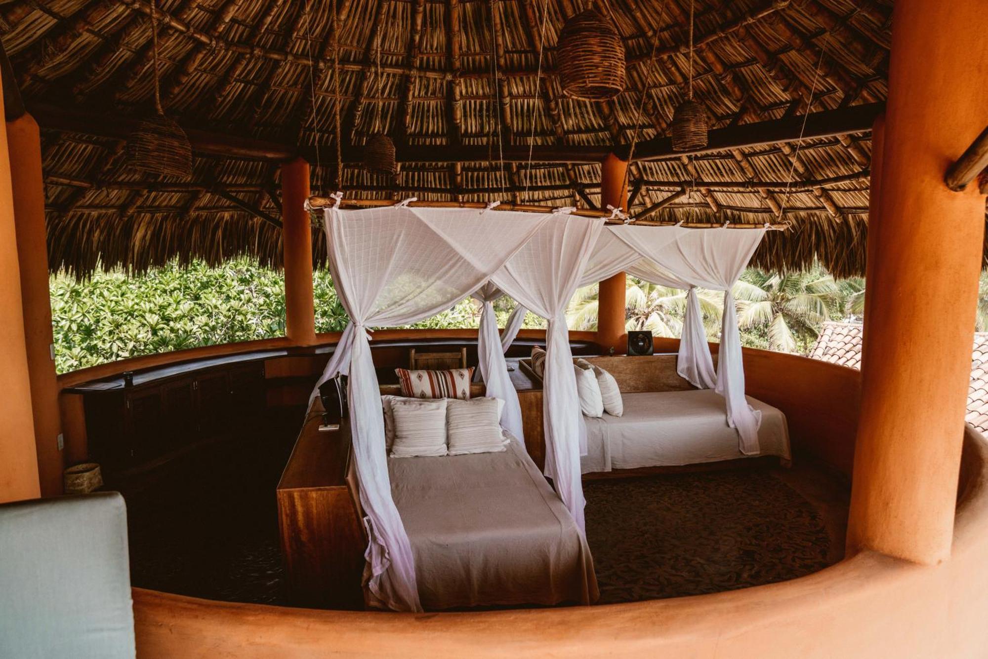 Playa Viva Hotel Juluchuca Exterior photo